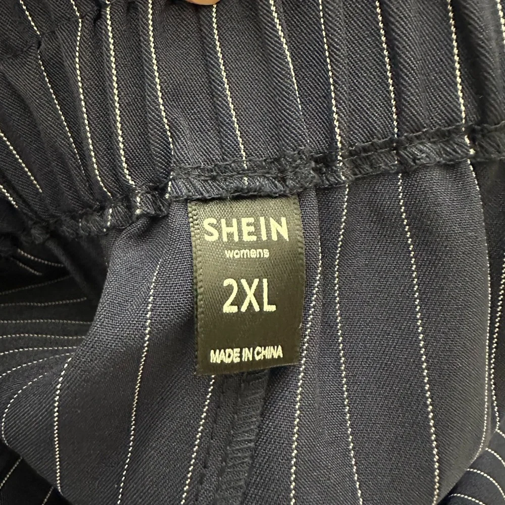 Paperbag Waist Pinstripe - Picture 4 of 5